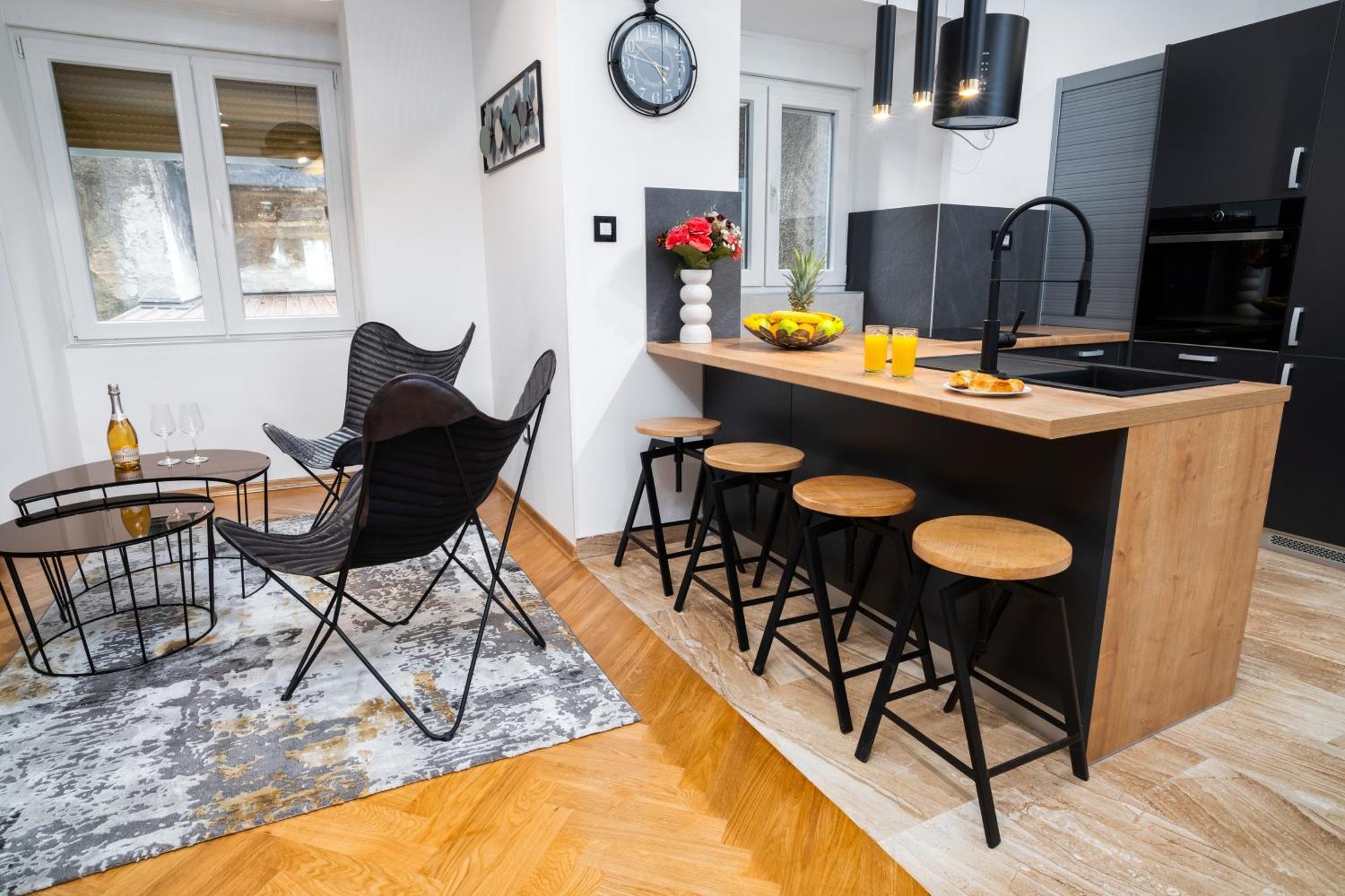 Atelier Apartments Рийека Екстериор снимка