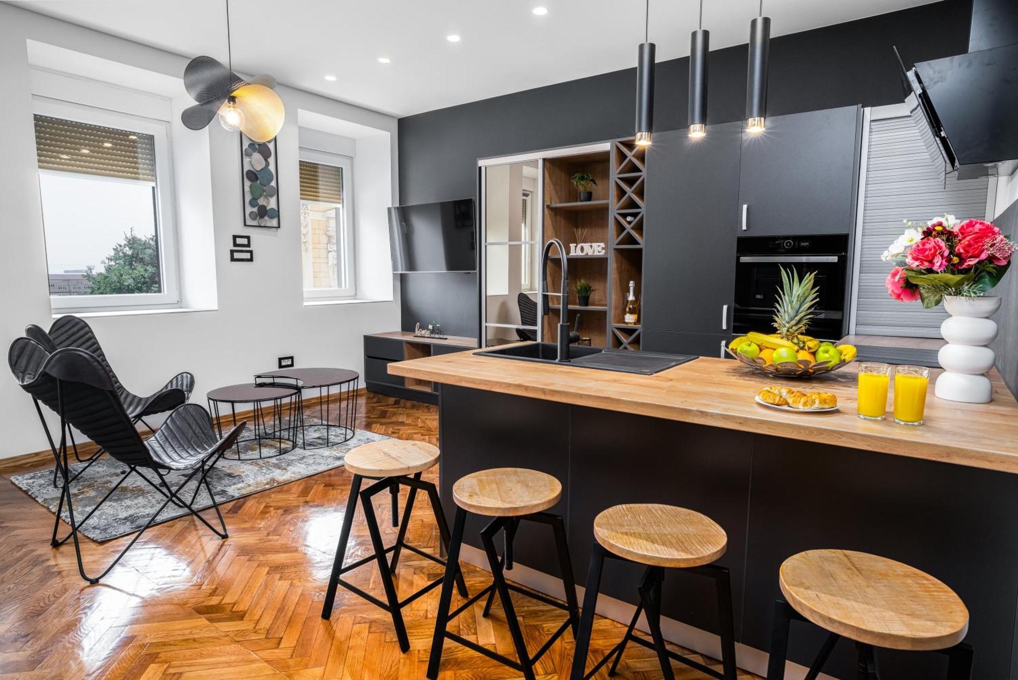 Atelier Apartments Рийека Екстериор снимка